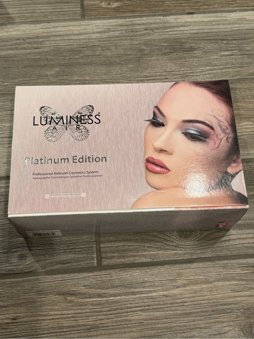 Luminess Air Platinum Edition Pro Airbrush Cosmetics System Air Source w/ Stylus